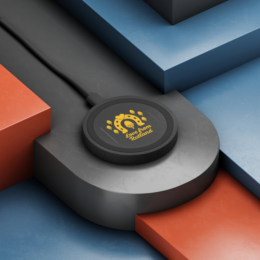 Classic Logo Quake Wireless Charging Pad